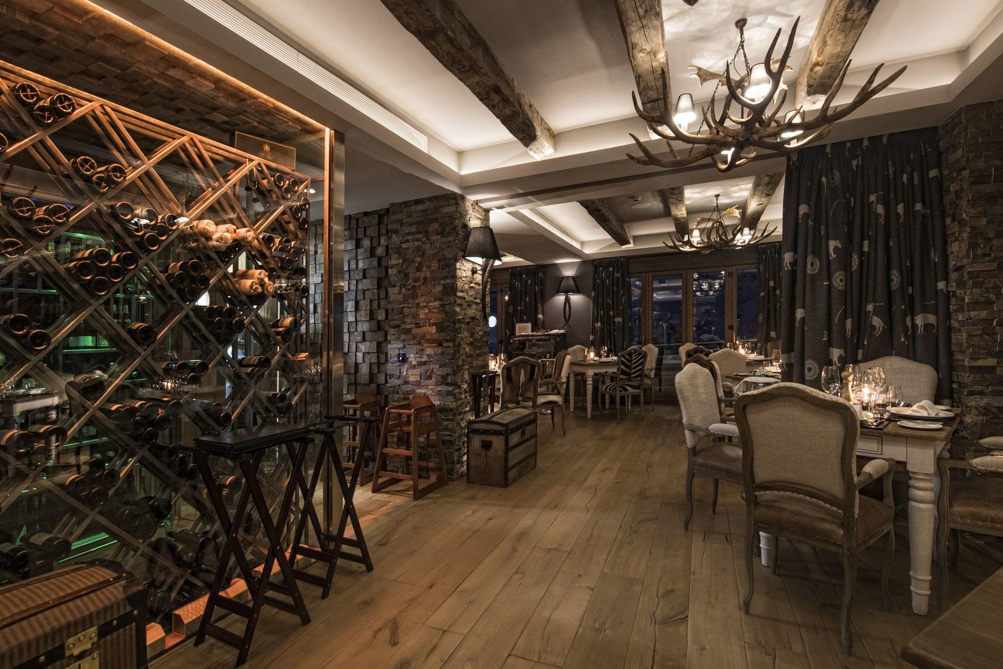 El Lodge, Ski & Spa Сьерра-Невада Ресторан фото